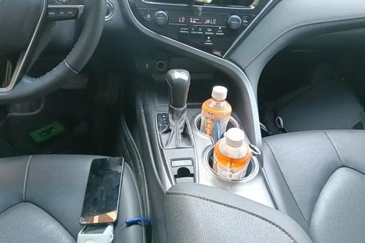 Used Toyota Camry 2023 2.0G Luxury Edition Gear Lever