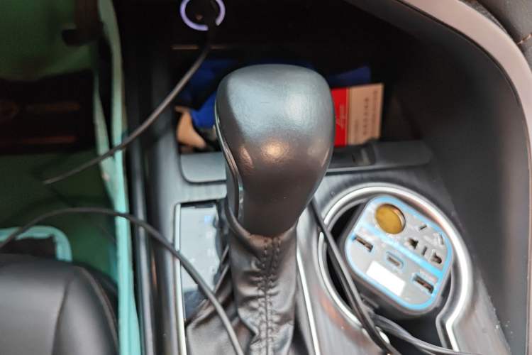 Used Toyota Camry 2023 Dual-Motor 2.5 HGVP Leading Edition Gear Lever