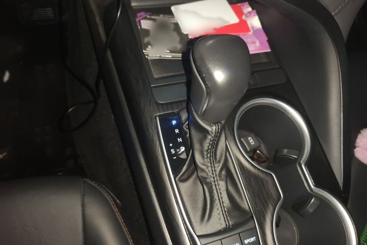 Used Toyota Camry 2023 2.5G Luxury Edition Gear Lever