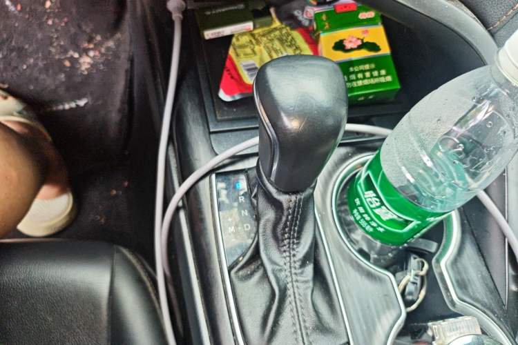 Used Toyota Camry 2023 2.0G Luxury Edition Gear Lever
