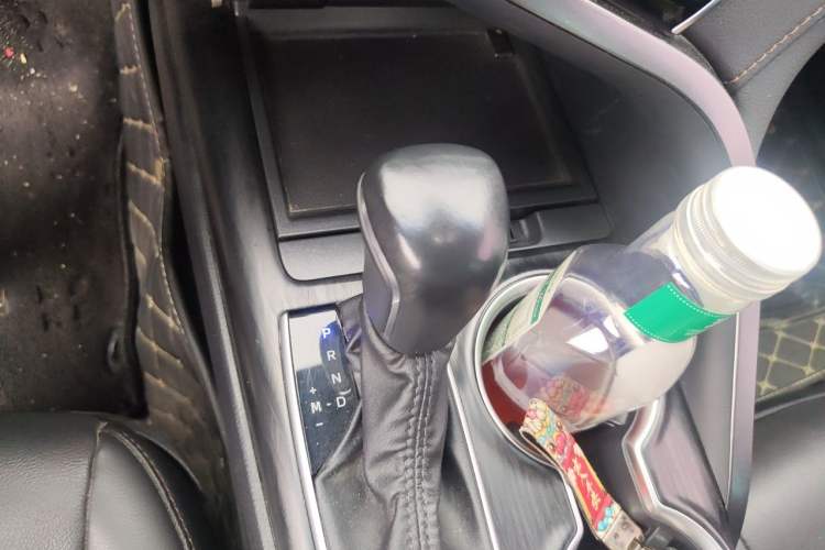 Used Toyota Camry 2023 2.0G Luxury Edition Gear Lever