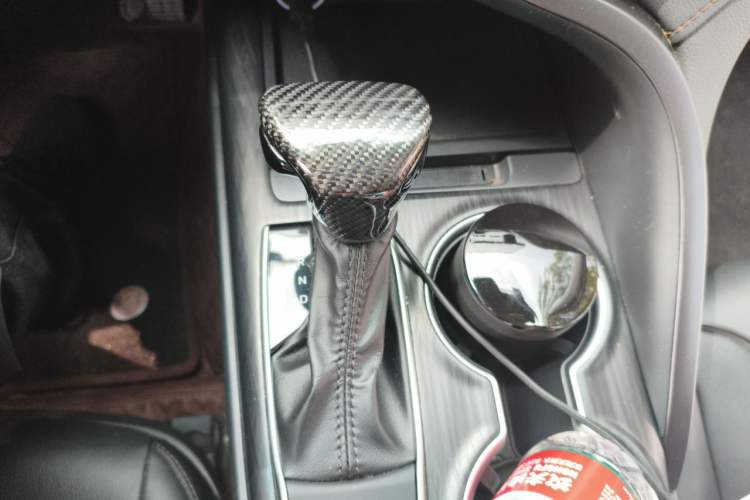 Used Toyota Camry 2023 2.0G Luxury Edition Gear Lever