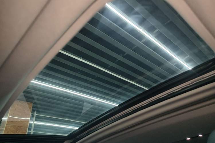 Used Toyota Camry 2023 2.0G Luxury Edition Headliner