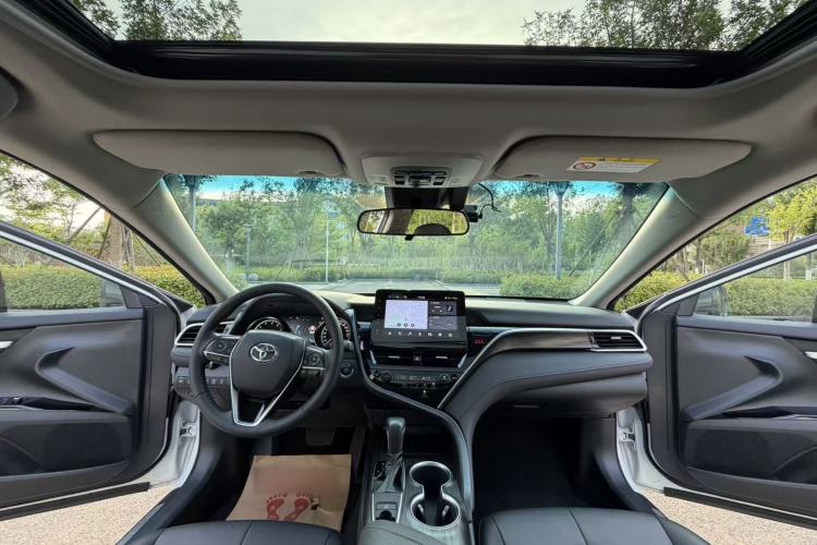 Used Toyota Camry 2023 2.0G Luxury Edition Headliner