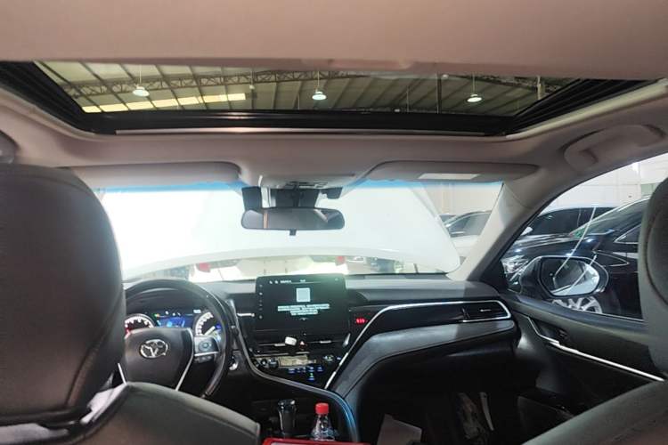 Used Toyota Camry 2023 2.0G Luxury Edition Headliner