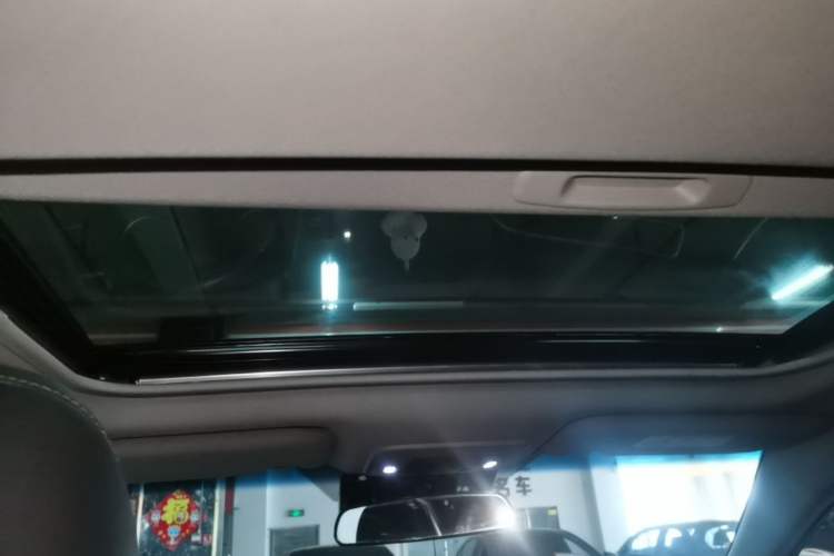 Used Toyota Camry 2023 2.0G Luxury Edition Headliner