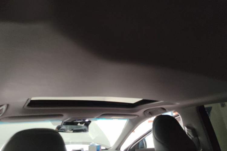 Used Toyota Camry 2023 2.0G Luxury Edition Headliner