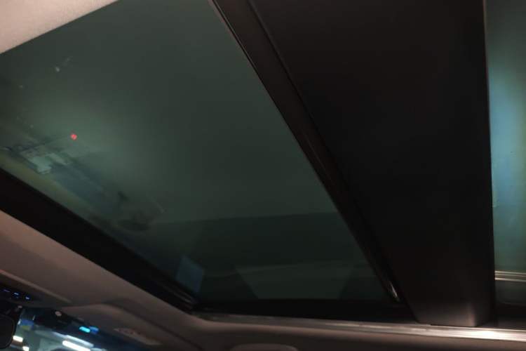 Used Toyota Camry 2023 2.5G Luxury Edition Headliner