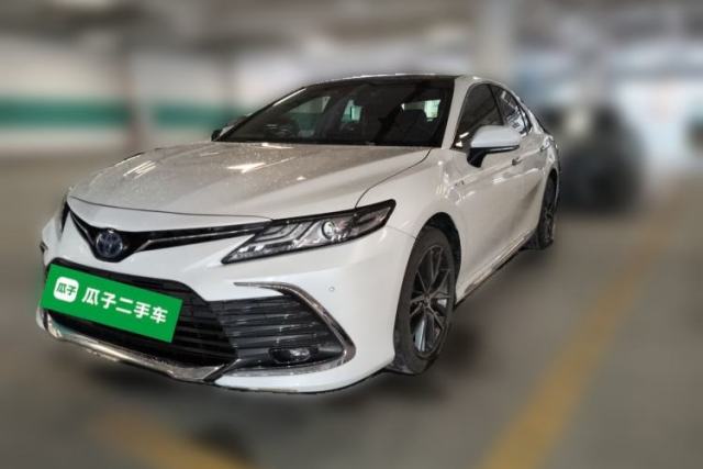 Toyota Camry 2023 Dual-Motor 2.5HG Luxury Edition usado