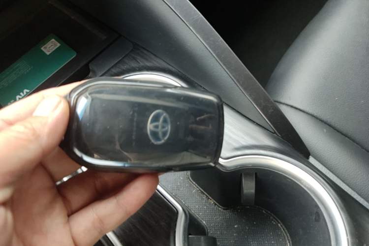 Used Toyota Camry 2023 Dual-Motor 2.5HG Luxury Edition Interior 1