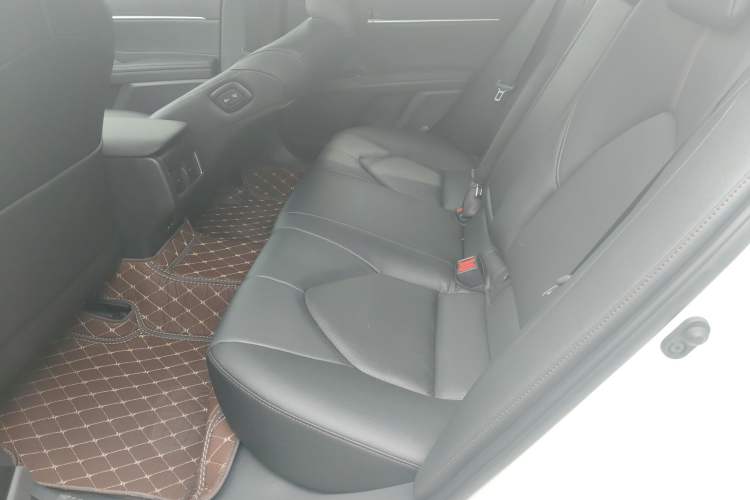 Used Toyota Camry 2023 2.0GVP Premier Edition Interior 1