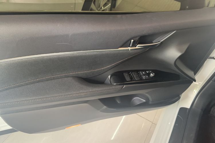 Used Toyota Camry 2023 2.0GVP Premier Edition Interior 1