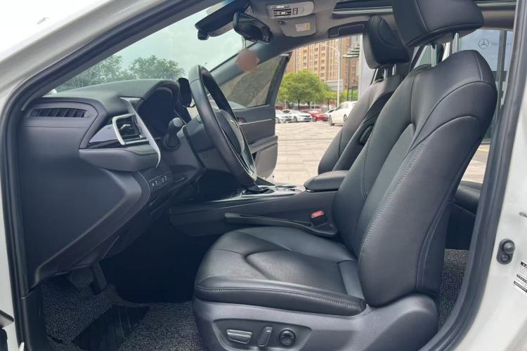 Used Toyota Camry 2023 Dual-Motor 2.5HG Luxury Edition Interior 2