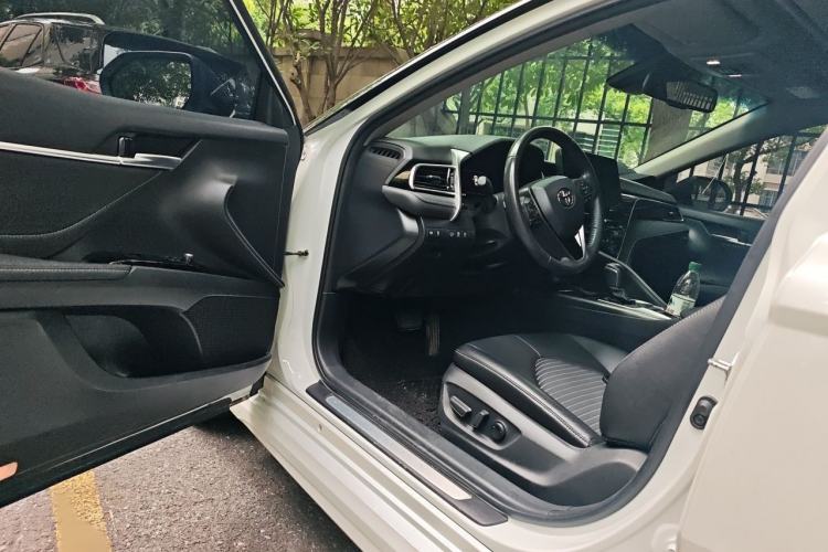 Used Toyota Camry 2023 2.5S Knight Edition Interior 3