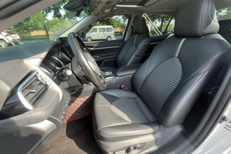 Used Toyota Camry 2023 2.0S Knight Edition Interior 5