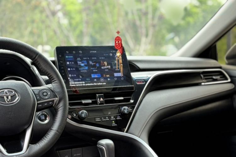 Used Toyota Camry 2023 2.0G Luxury Edition Interior 5