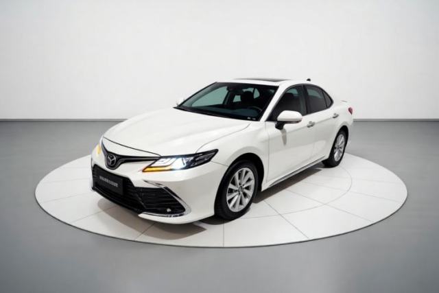 Ojetý Toyota Camry 2023 2.0G Luxury Edition
