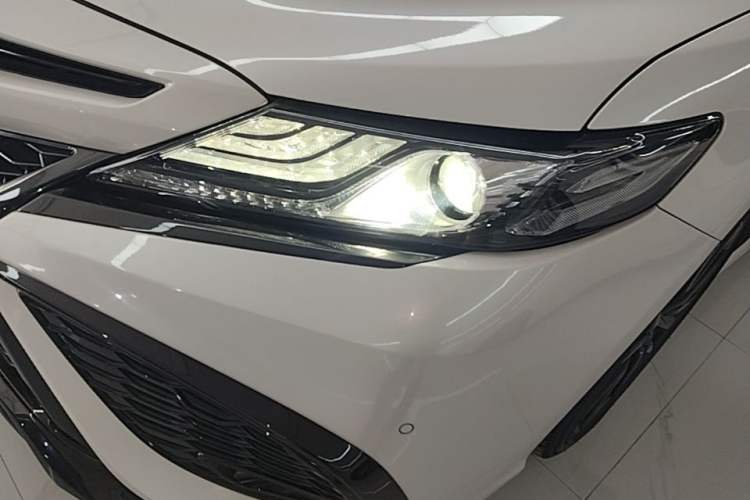 Used Toyota Camry 2023 2.0S Knight Edition Left Front Headlight