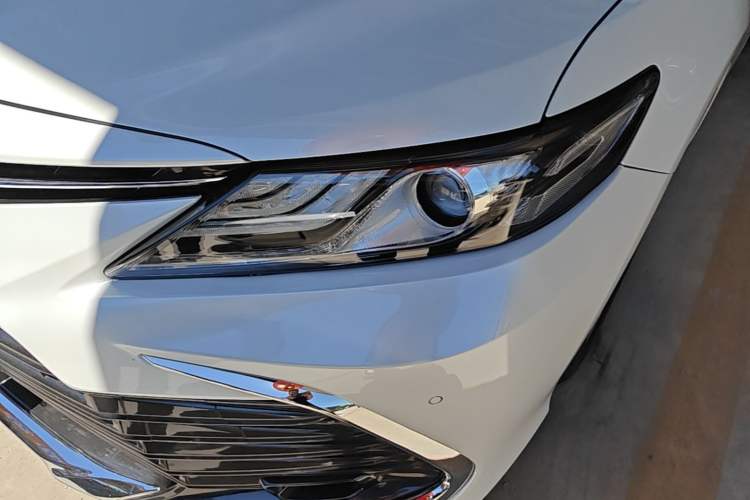 Used Toyota Camry 2023 2.0G Luxury Edition Left Front Headlight
