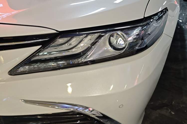 Used Toyota Camry 2023 2.0G Luxury Edition Left Front Headlight