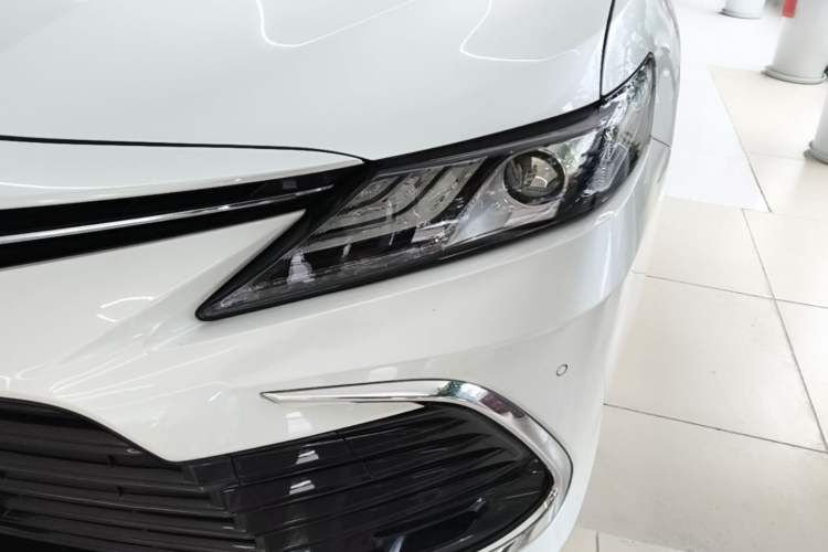 Used Toyota Camry 2023 2.0G Luxury Edition Left Front Headlight