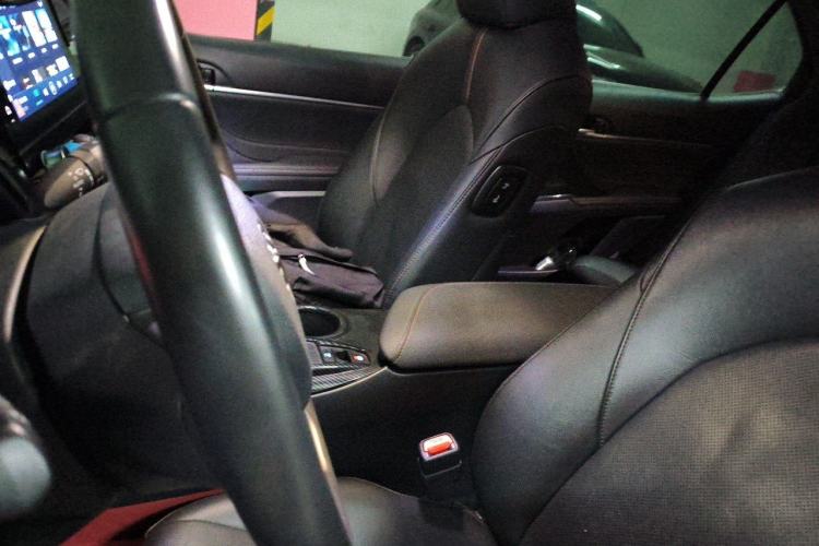 Used Toyota Camry 2023 2.0G Luxury Edition Left Front Seat