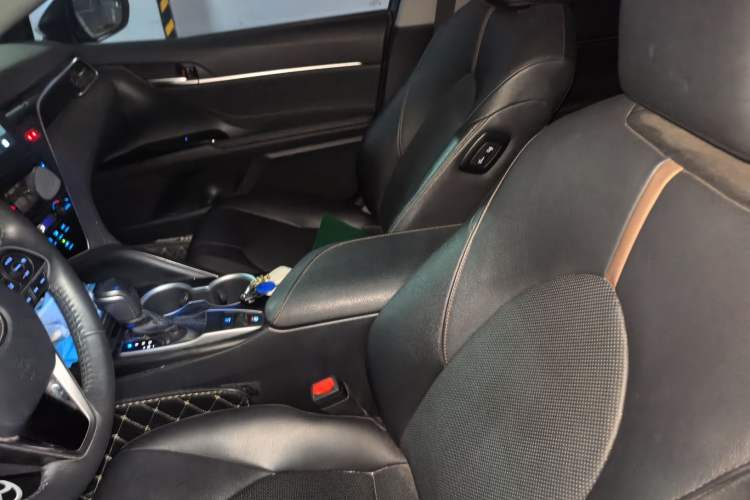 Used Toyota Camry 2023 2.0G Luxury Edition Left Front Seat