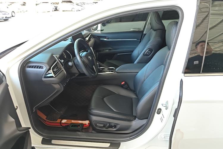 Used Toyota Camry 2023 2.0G Luxury Edition Left Front Seat