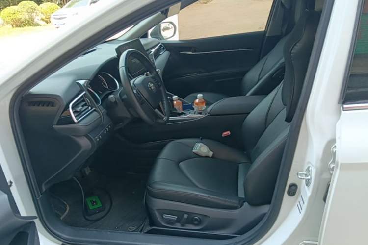 Used Toyota Camry 2023 2.0G Luxury Edition Left Front Seat