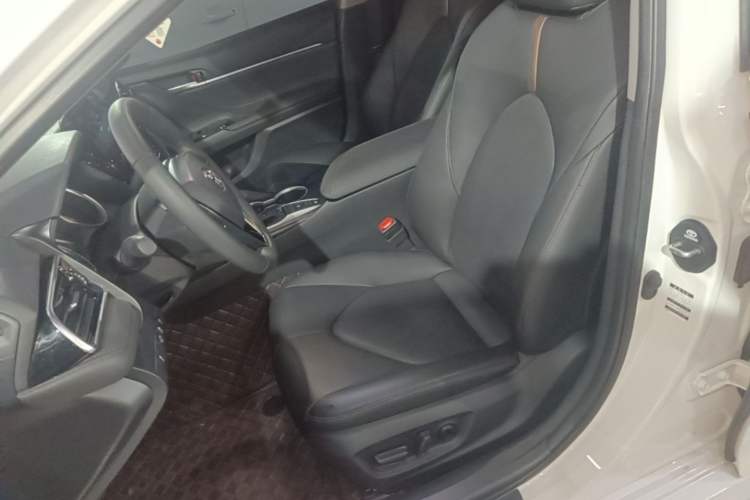 Used Toyota Camry 2023 2.0GVP Premier Edition Left Front Seat