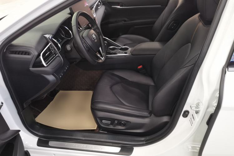 Used Toyota Camry 2023 2.0G Luxury Edition Left Front Seat