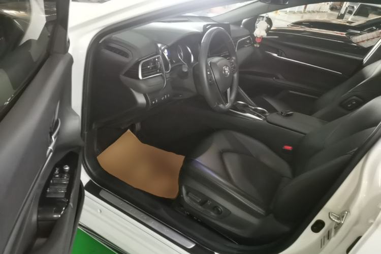 Used Toyota Camry 2023 2.0G Luxury Edition Left Front Seat