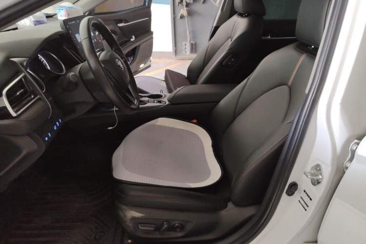 Used Toyota Camry 2023 2.0G Luxury Edition Left Front Seat