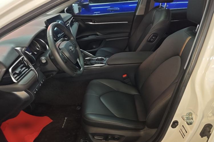 Used Toyota Camry 2023 2.0G Luxury Edition Left Front Seat