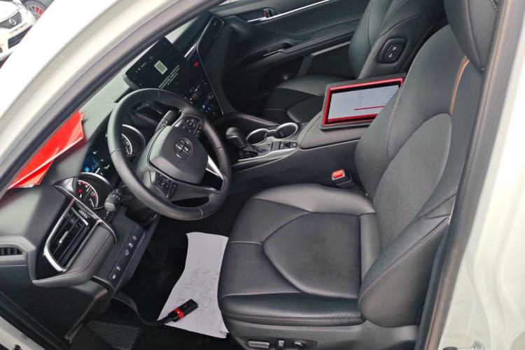 Used Toyota Camry 2023 2.0G Luxury Edition Left Front Seat