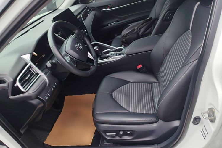 Used Toyota Camry 2023 2.5S Knight Edition Left Front Seat