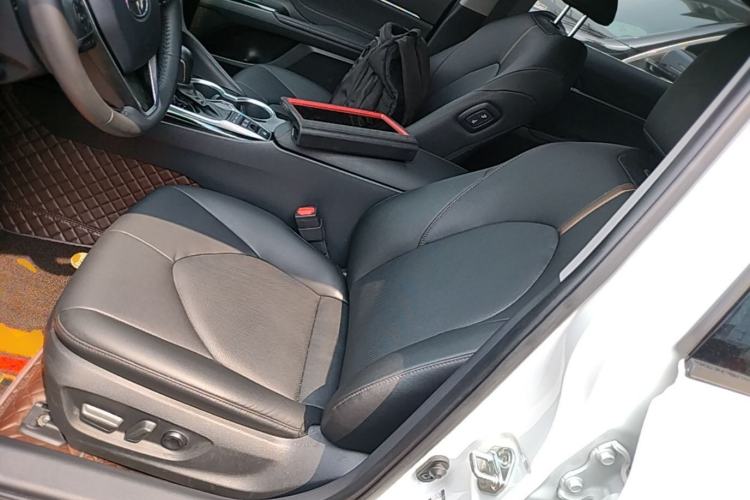 Used Toyota Camry 2023 Dual-Motor 2.5HG Luxury Edition Left Front Seat
