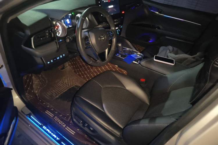 Used Toyota Camry 2023 2.0G Luxury Edition Left Front Seat