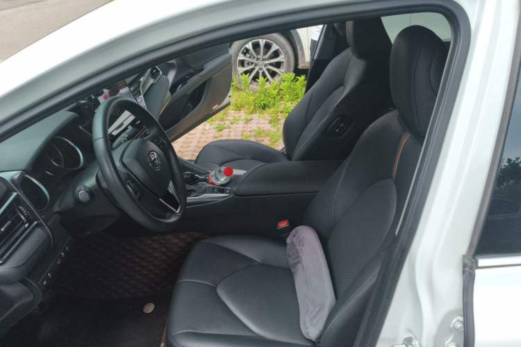 Used Toyota Camry 2023 2.0G Luxury Edition Left Front Seat