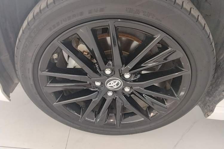 Used Toyota Camry 2023 2.0S Knight Edition Left Front Wheel Hub