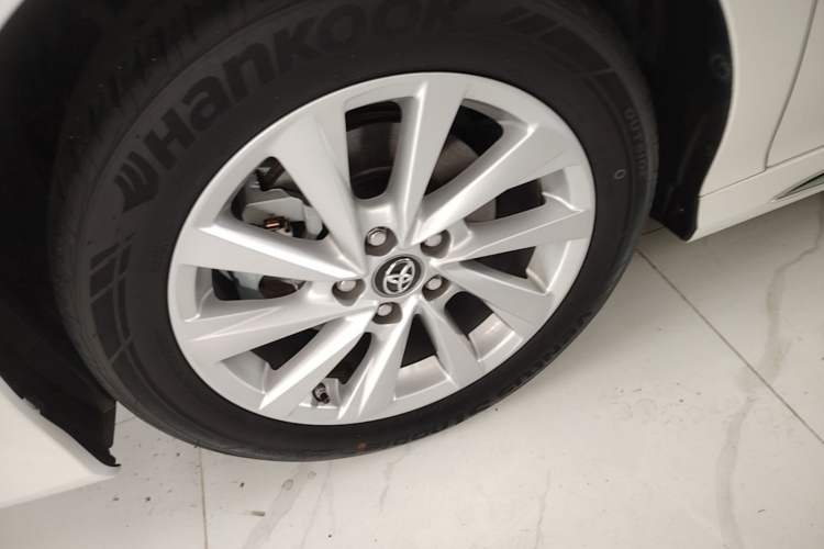 Used Toyota Camry 2023 2.0G Luxury Edition Left Front Wheel Hub