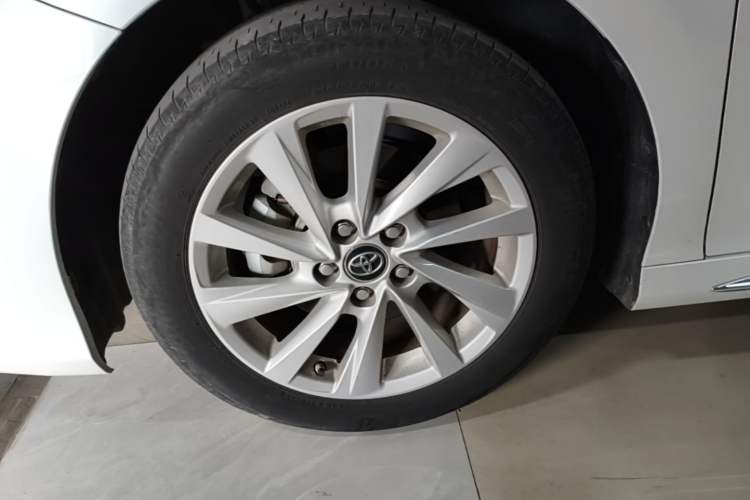 Used Toyota Camry 2023 2.0G Luxury Edition Left Front Wheel Hub
