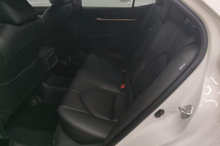 Used Toyota Camry 2023 2.0G Luxury Edition Left Rear Seat