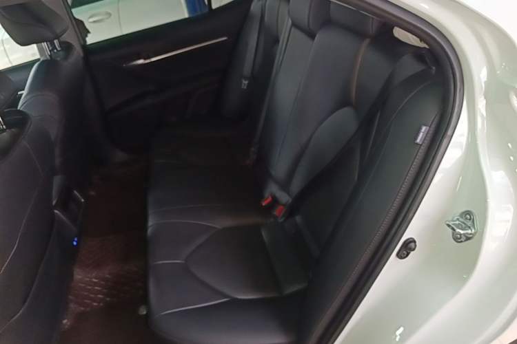 Used Toyota Camry 2023 2.0G Luxury Edition Left Rear Seat
