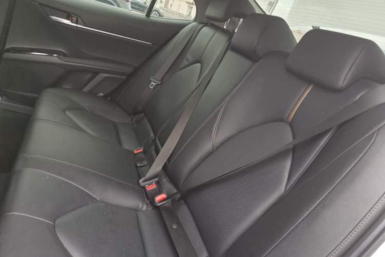 Used Toyota Camry 2023 2.5G Luxury Edition Left Rear Seat