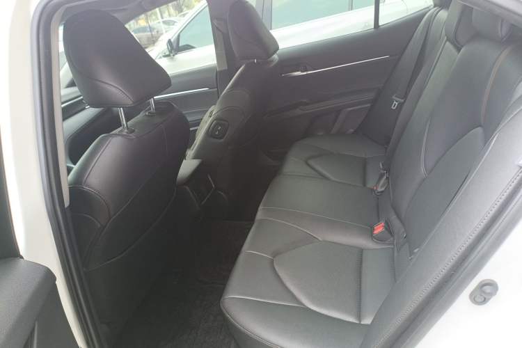 Used Toyota Camry 2023 2.0G Luxury Edition Left Rear Seat