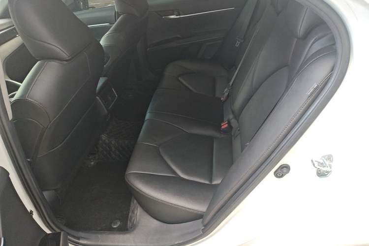 Used Toyota Camry 2023 2.5G Luxury Edition Left Rear Seat