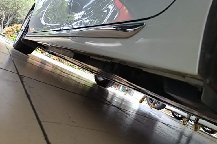 Used Toyota Camry 2023 2.0G Luxury Edition Left Side Sill