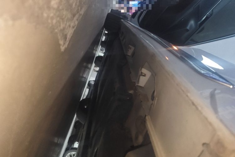 Used Toyota Camry 2023 2.0G Luxury Edition Left Side Sill