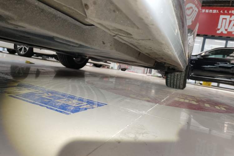 Used Toyota Camry 2023 2.0G Luxury Edition Left Side Sill